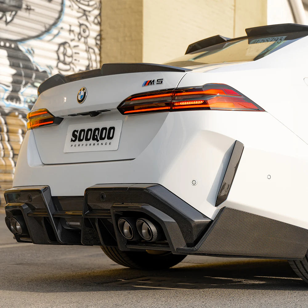 SOOQOO BMW M5 G90 G99 PREPREG CARBON FIBRE REAR DIFFUSER