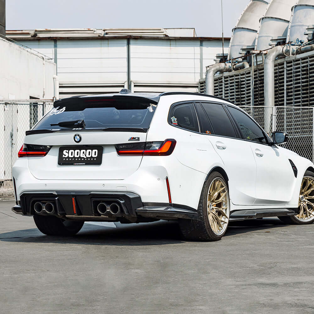 SOOQOO BMW M3 G80 G81 PREPREG CARBON FIBRE REAR DIFFUSER SET WITH BRAKE LIGHT