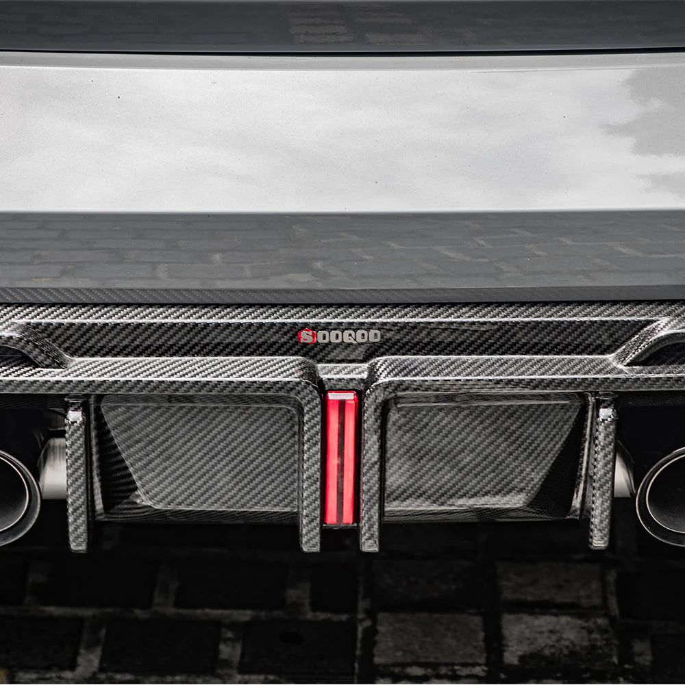 SOOQOO BMW M3 G80 G81 PREPREG CARBON FIBRE REAR DIFFUSER SET WITH BRAKE LIGHT